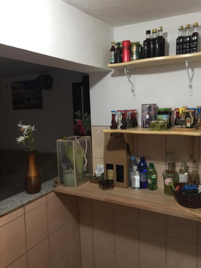 Dolores Tesanj Kültér fotó